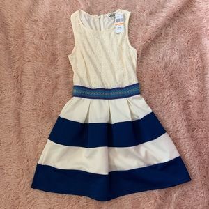 NWT Beautiful Speechless Pleated Lace Dress